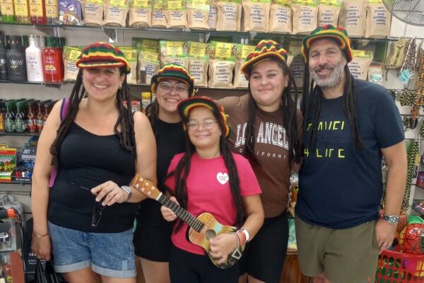 Dunn’s River Falls and Ocho Rios Sightseeing with Shopping - Image 13