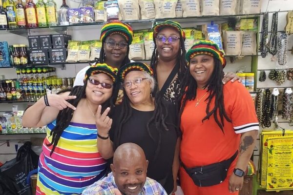 Dunn’s River Falls and Ocho Rios Sightseeing with Shopping - Image 5